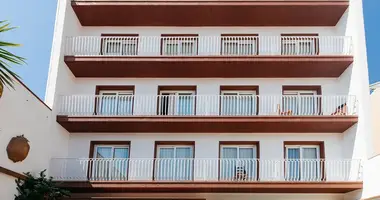 Gewerbefläche 1 100 m² in Malgrat de Mar, Spanien