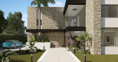 Villa 5 bedrooms in Salt, Spain