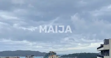 Apartamento 3 habitaciones en Becici, Montenegro