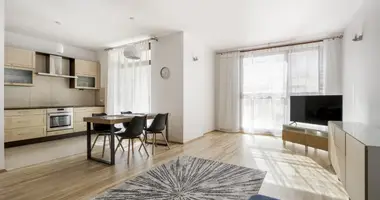 Квартира 3 комнаты в Варшава, Польша