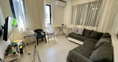 Apartamento 3 habitaciones en Petrovac, Montenegro