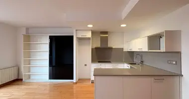 Mieszkanie 2 pokoi w Girona, Hiszpania