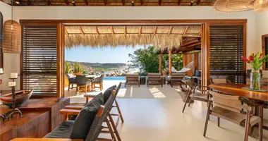 Villa 4 bedrooms in Santa Maria Huatulco, Mexico