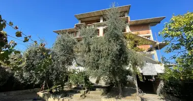 Villa en Kamez Municipality, Albania