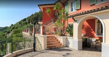 Willa 4 pokoi w Bordighera, Włochy