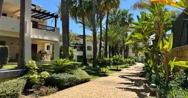 Wohnung 3 Schlafzimmer in San Pedro Alcantara, Spanien
