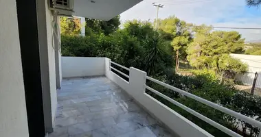 Mieszkanie 3 pokoi w Municipality of Vari Voula Vouliagmeni, Grecja
