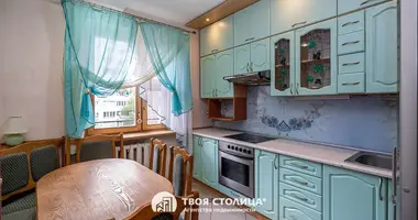 Apartamento 4 habitaciones en Minsk, Belarús
