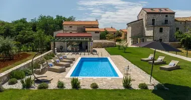 Villa 4 bedrooms in Umag, Croatia