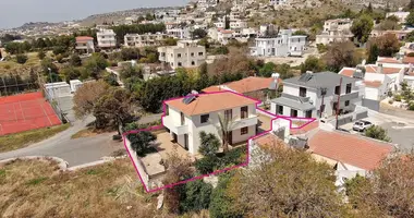 Haus 3 Schlafzimmer in Agia Marinouda, Zypern