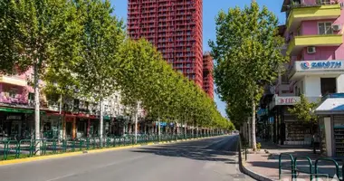Квартира 2 комнаты в Тирана, Албания