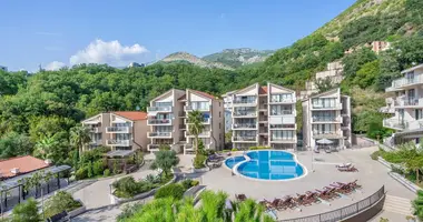 2 bedroom apartment in Przno, Montenegro