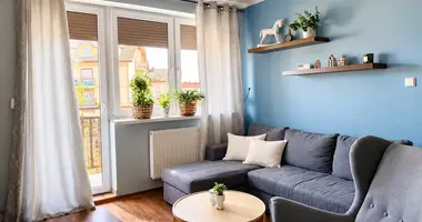 Appartement 3 chambres dans Krosno, Pologne