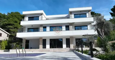 Casa 6 habitaciones en Montenegro