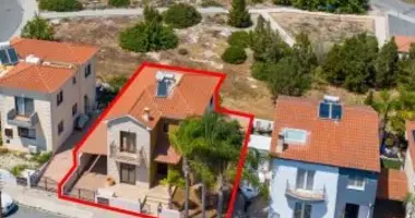 3 bedroom house in Episkopi Municipality, Cyprus
