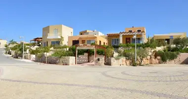 3 bedroom apartment in Mandria, Cyprus
