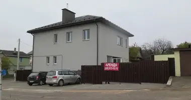 Oficina 335 m² en Minsk, Belarús