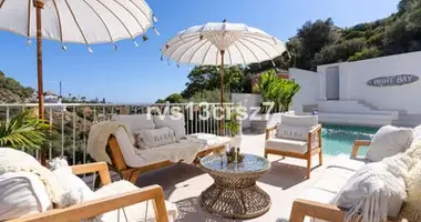 4 bedroom house in Ricmar, Spain