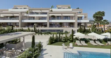 2 bedroom apartment in Estepona, Spain