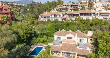 3 bedroom house in Benahavis, Spain