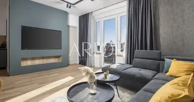 Mieszkanie 5 pokojów w Grad Rijeka, Chorwacja