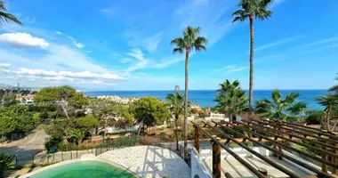 4 bedroom house in Dos Hermanas, Spain