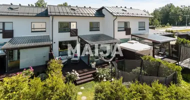 Wohnung 5 zimmer in Verwaltungsgemeinschaft Helsinki, Finnland