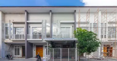 Casa 2 habitaciones en Krous, Camboya