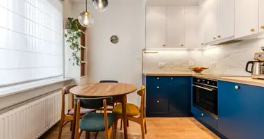 Apartamento 3 habitaciones en Varsovia, Polonia