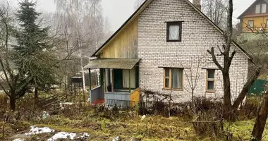 Dom w Chaciezynski sielski Saviet, Białoruś