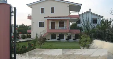 Cottage 4 bedrooms in Municipality of Xylokastro and Evrostina, Greece