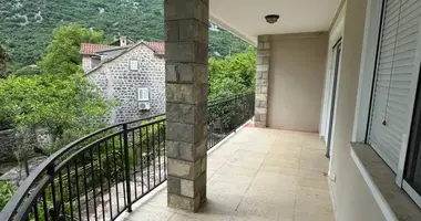 Haus 3 Schlafzimmer in Morinj, Montenegro