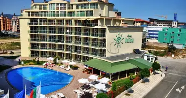 2 bedroom apartment in Nesebar, Bulgaria