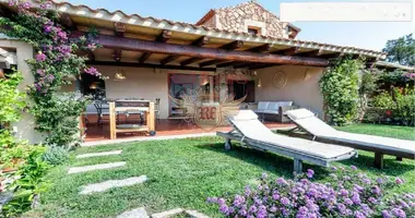 2 bedroom apartment in Porto Cervo, Italy