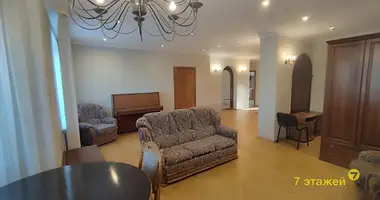 Apartamento 3 habitaciones en Minsk, Belarús