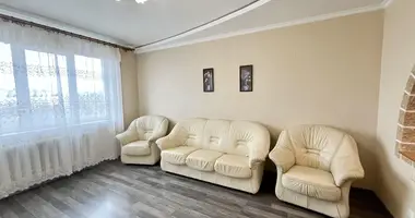 Appartement 3 chambres dans Jodzina, Bélarus