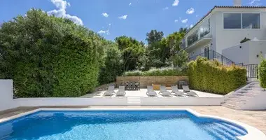 6 bedroom house in Spain