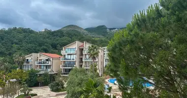 2 bedroom apartment in Przno, Montenegro
