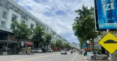 8 bedroom House in Sangkat Chak Angrae Leu, Cambodia