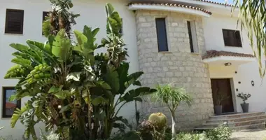 Villa 4 chambres dans Koinoteta Pyrgou Lemesou, Chypre