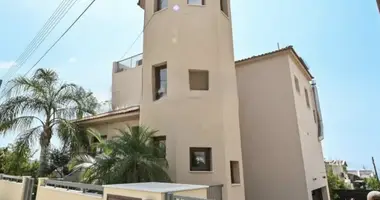 5 bedroom apartment in Limassol, Cyprus