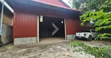 Terrain dans Khan Dangkao, Cambodge