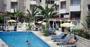 Hotel 15 000 m² in Larnaka, Zypern