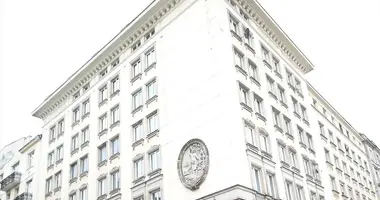 Mieszkanie 3 pokoi w Warszawa, Polska