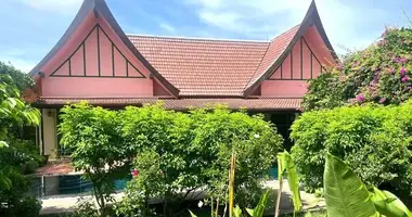 Villa 4 bedrooms in Rawai, Thailand
