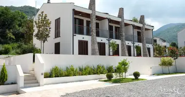 Apartamento 2 habitaciones en Tivat, Montenegro