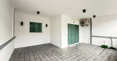 Casa 2 habitaciones en Nong Prue, Tailandia