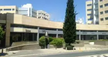 Shop 100 m² in Agios Tychonas, Cyprus