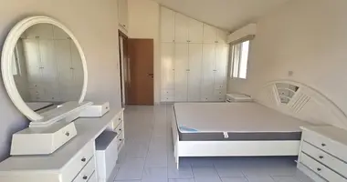 Maison 4 chambres dans Demos Agiou Athanasiou, Chypre