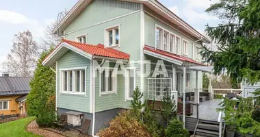 Casa 5 habitaciones en Helsinki sub region, Finlandia